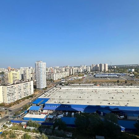 Є Генератор 1Кім Осокорки Вул Бориса Гмирі 20 Жк Патріотика Kijów Zewnętrze zdjęcie